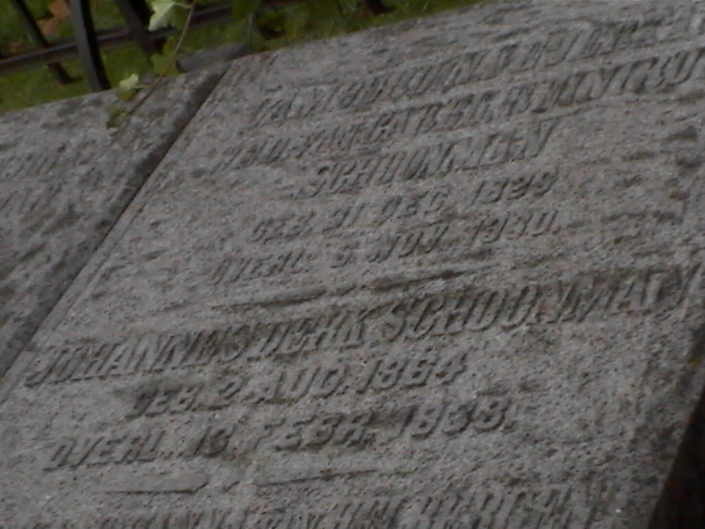 schoonman - grafsteen.jpg